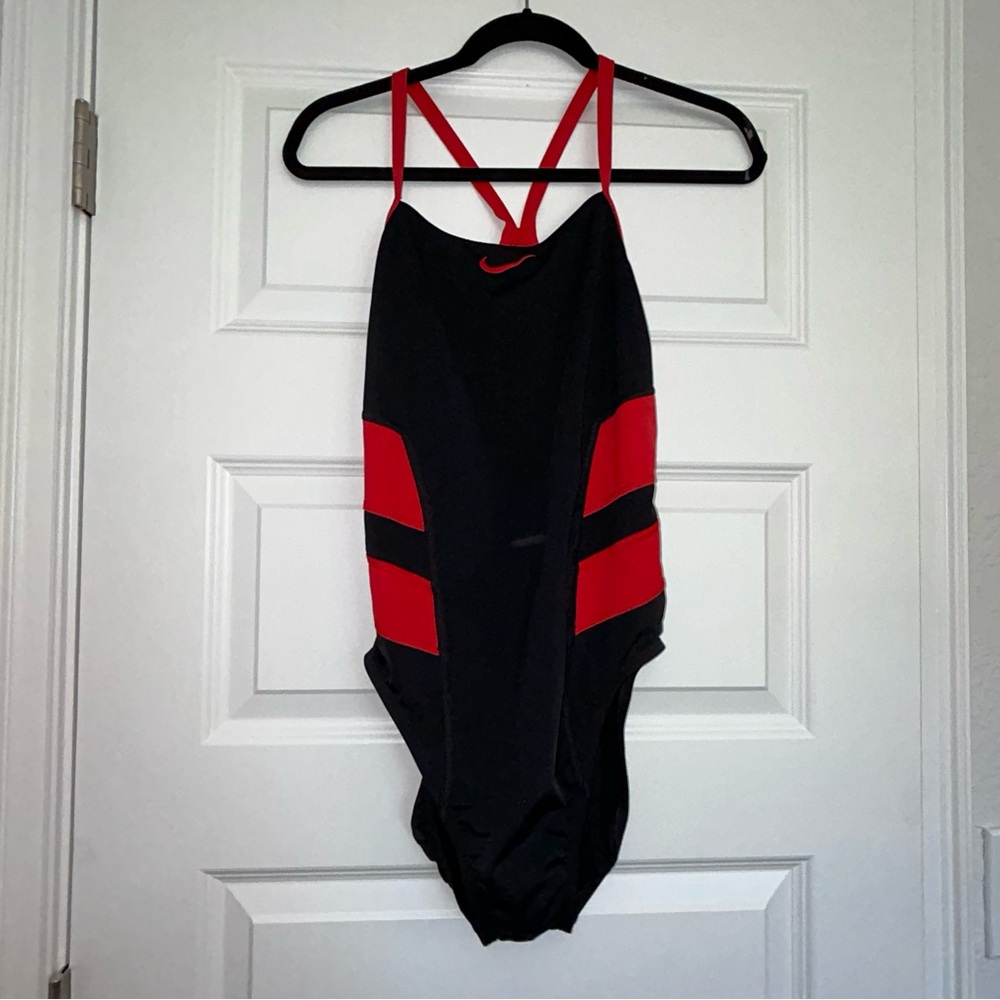 Nike Hydrastrong One Piece Swimsuit